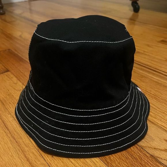 Kate Spade Flora reversible bucket hat - Picture 6 of 6